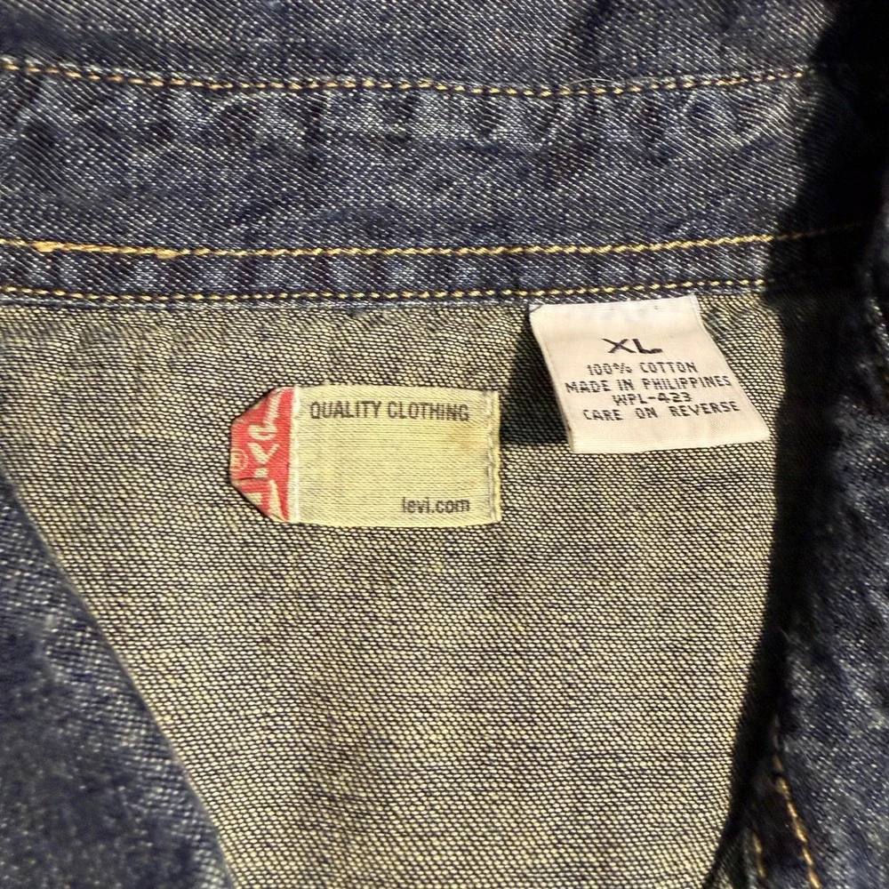 Levis Mens XL Blue Denim Western Long Sleeve Pearl Snap Shirt Medium Wash Cotton